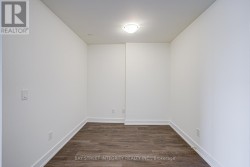 Den - 