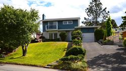 507 Strathcona Terrace Kamloops, BC V2C 1C2