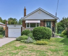 40 Shandara Crescent Toronto, ON M1R 1E9