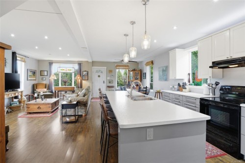 1020 4Th Ave, Ladysmith, BC 