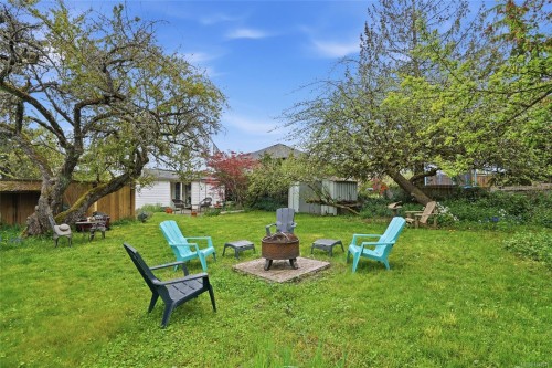 1020 4Th Ave, Ladysmith, BC 
