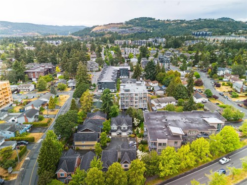 #110-724 Larkhall Rd, Langford, BC 