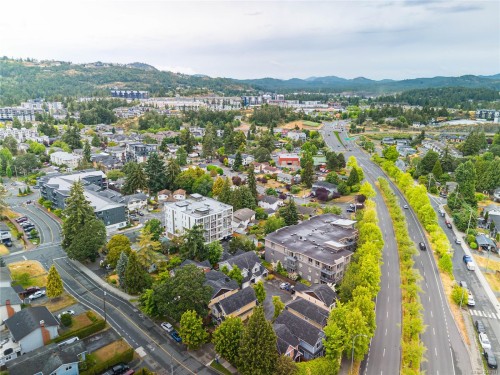 #110-724 Larkhall Rd, Langford, BC 