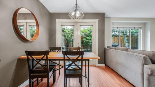 #110-724 Larkhall Rd, Langford, BC 