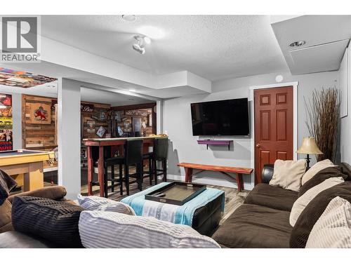 910 Westbrook Drive, West Kelowna, BC 