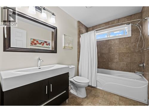 910 Westbrook Drive, West Kelowna, BC 