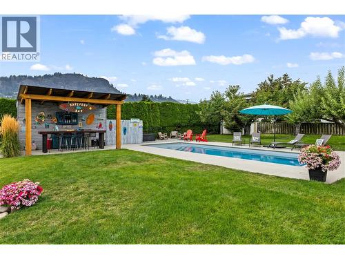 910 Westbrook Drive, West Kelowna, BC 