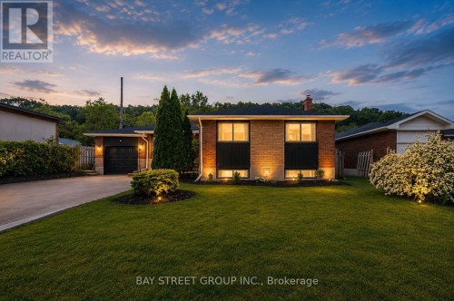 8 GLENBARR ROAD  St. Catharines, ON L2T 1Y1