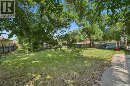 206 Carleton Drive, Saskatoon, SK 