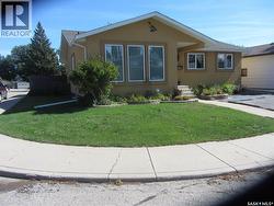 603 Christopher WAY  Saskatoon, SK S7J 3S3