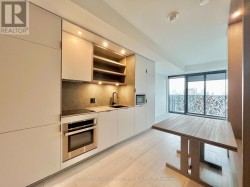 2605 - 55 CHARLES STREET E  Toronto, ON M4Y 1S9