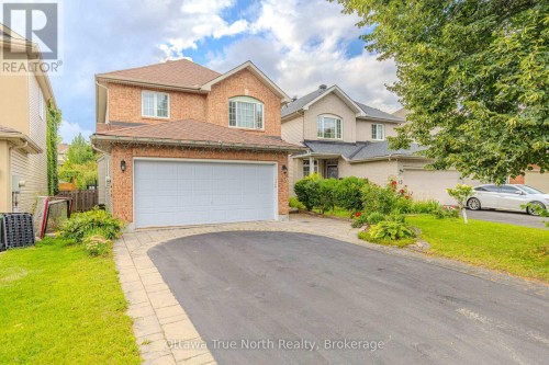 43 Evanshen Crescent, Ottawa, ON 