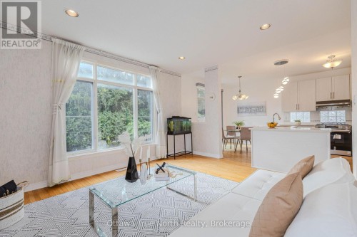 43 Evanshen Crescent, Ottawa, ON 