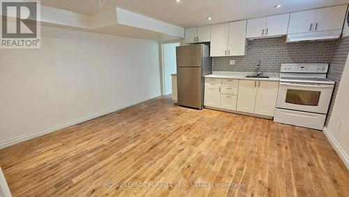 B - 273 DELTA STREET , Toronto, Ontario M8W 4G1 2
