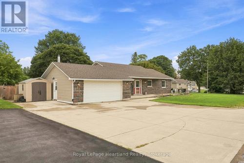 1041 MAIN STREET  Howick, ON N0G 2X0