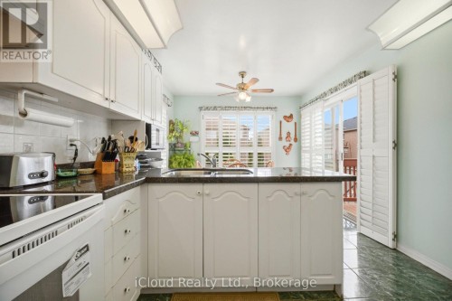 6332 Glen Meadows Road, Mississauga, ON 