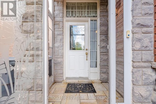 6332 Glen Meadows Road, Mississauga, ON 