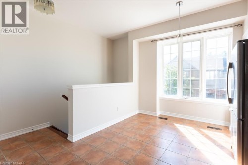 39 MYERS Lane , Ancaster, Ontario L9G 0A5 5