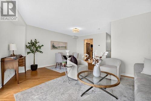 4 - 2136 Old Lakeshore Road, Burlington, ON 