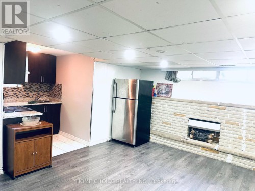 LOWER LEVEL - 130 EARNSCLIFFE CIRCLE , Brampton, Ontario L6T 2B5 2