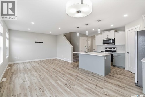 422 Myles Heidt Manor, Saskatoon, SK 