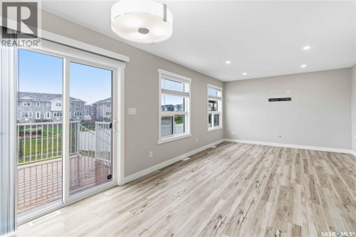 422 Myles Heidt Manor, Saskatoon, SK 