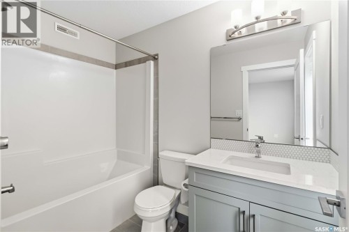 422 Myles Heidt Manor, Saskatoon, SK 