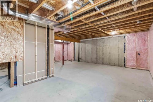 422 Myles Heidt Manor, Saskatoon, SK 