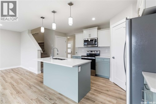 422 Myles Heidt Manor, Saskatoon, SK 