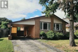 48 MANNING AVENUE  Hamilton (Greeningdon), ON L9A 3E7