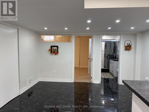 90 BLACK MAPLE CRESCENT , Vaughan, Ontario L6A 4G6 2