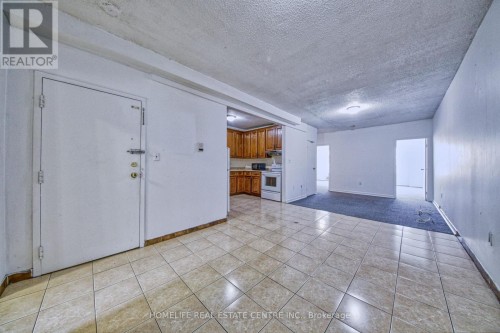 203 - 223 JAMESON AVENUE , Toronto, Ontario M6K 2Y7 4