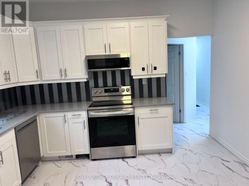UNIT 1 - 31 ORCHARD STREET , London South (South E), Ontario N6J 2R4 4