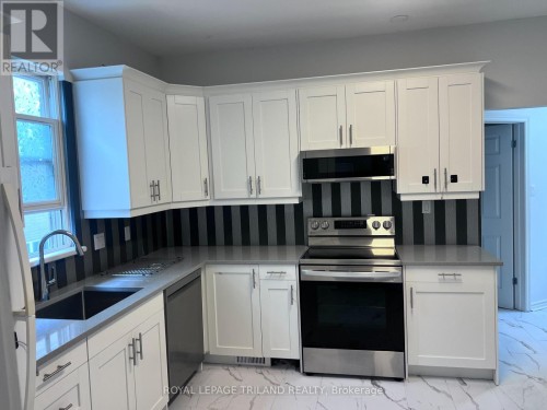 UNIT 1 - 31 ORCHARD STREET , London South (South E), Ontario N6J 2R4 5