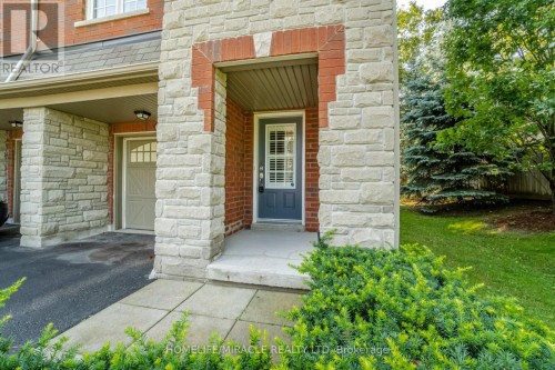 44 - 1701 FINCH AVENUE , Pickering, Ontario L1V 0B7 5