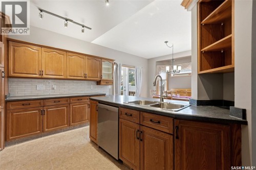 7335 8Th Avenue, Regina, SK 