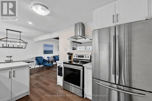 1515 Champlain Road, Tiny, ON 