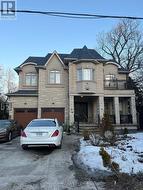 35 DRAKE CRESCENT Toronto, ON M1M 1A3