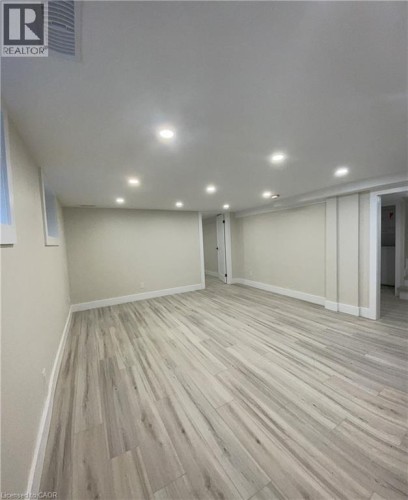 264 Thayer Avenue Unit# Lower, Hamilton, ON 