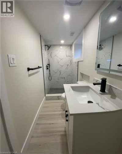 264 Thayer Avenue Unit# Lower, Hamilton, ON 