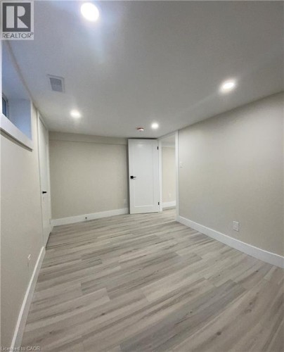 264 Thayer Avenue Unit# Lower, Hamilton, ON 