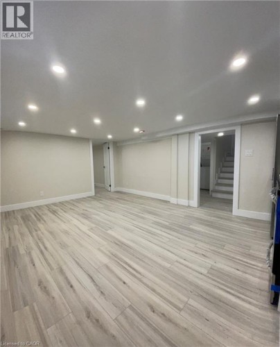 264 Thayer Avenue Unit# Lower, Hamilton, ON 