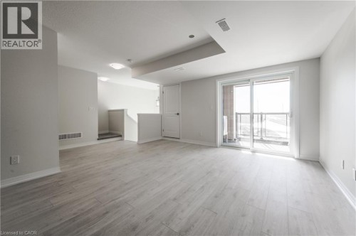 27 Urbane Boulevard, Kitchener, ON 