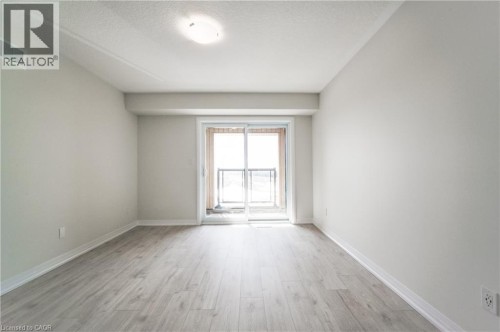 27 Urbane Boulevard, Kitchener, ON 