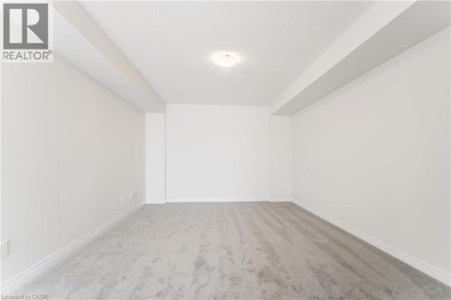 27 Urbane Boulevard, Kitchener, ON 