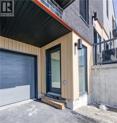 27 Urbane Boulevard, Kitchener, ON 