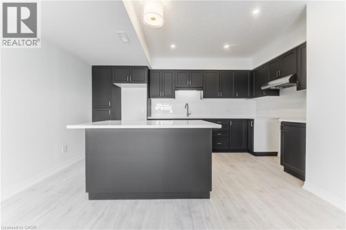 27 Urbane Boulevard, Kitchener, ON 