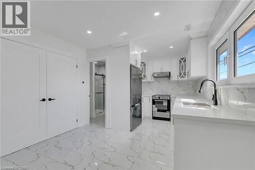 581 LANCASTER Street W Unit# 2 , Kitchener, Ontario N2K 1M5 4