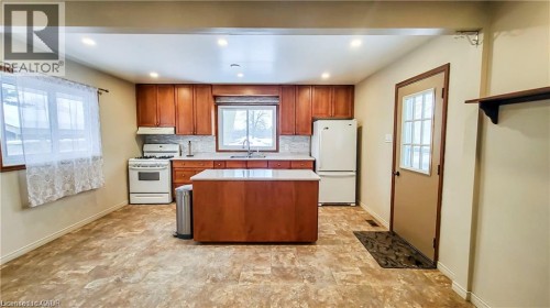 11 Duncairn Avenue, Kitchener, ON 