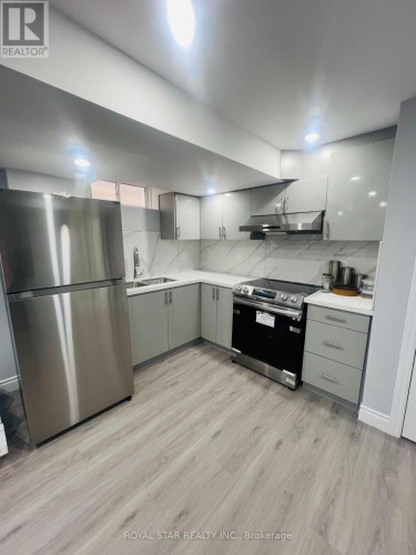 BASEMENT - 121 BONNIEGLEN FARM BOULEVARD , Caledon, Ontario L7C 4B8 3